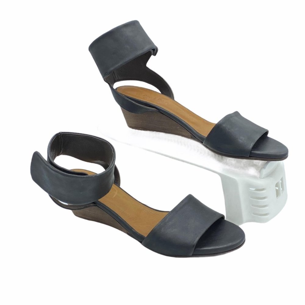 Coclico Leather Wedge Sandals Size US 6.5